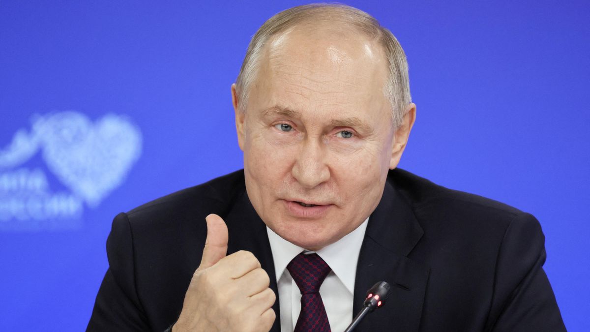 Putinovo majetkové přiznání: Za šest let měl vydělat něco přes 17 milionů